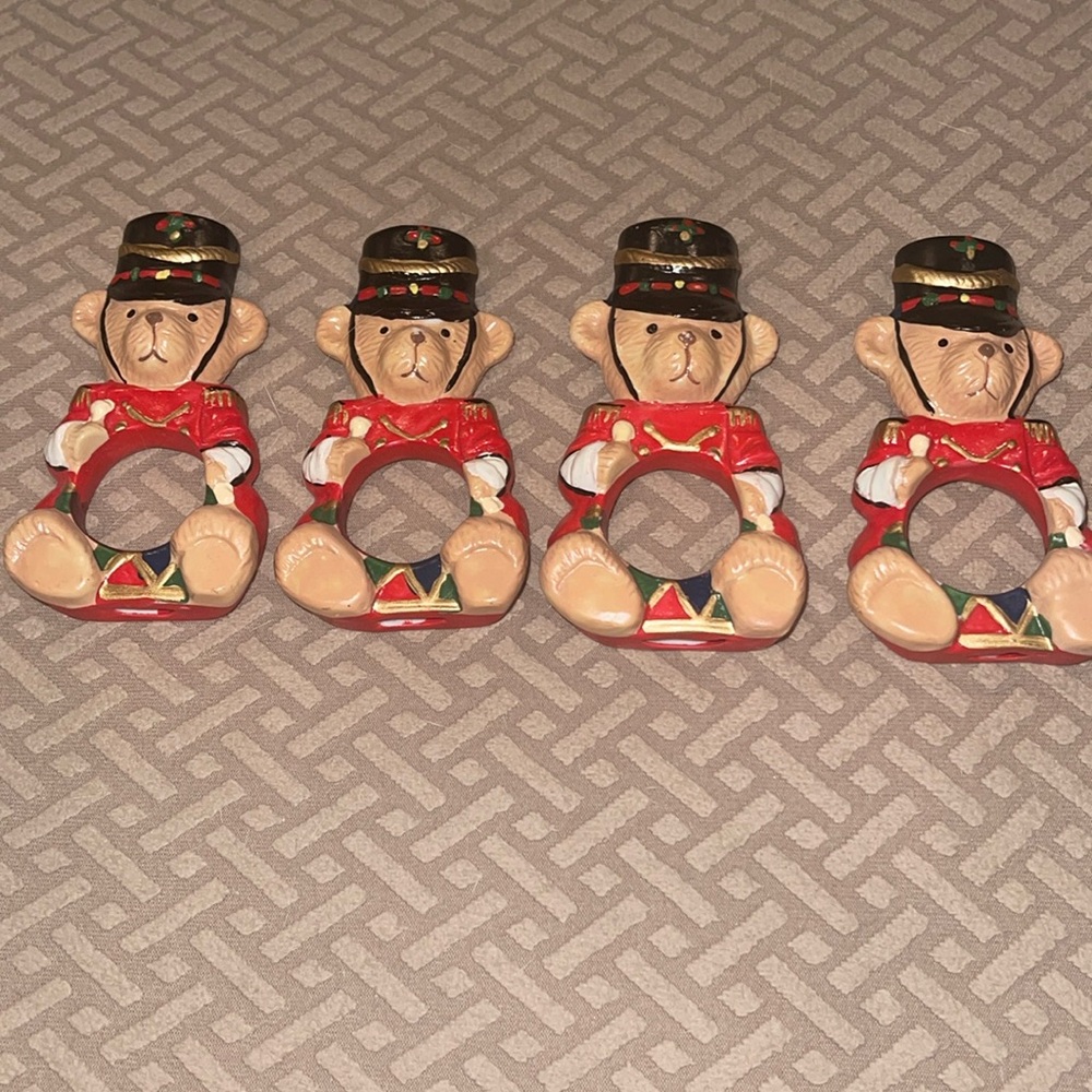 Vintage hand painted set of 4 ceramic drummer bear napkin holders